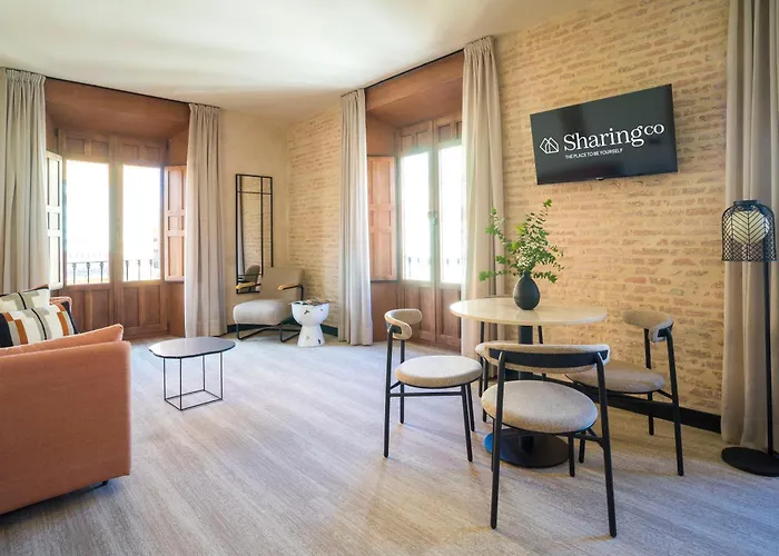 Housing Fana By Sharingco Appartement
